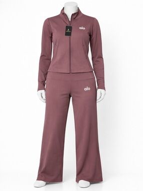 Mauve Activewear Set (Inspired) – 2 Piece Set
